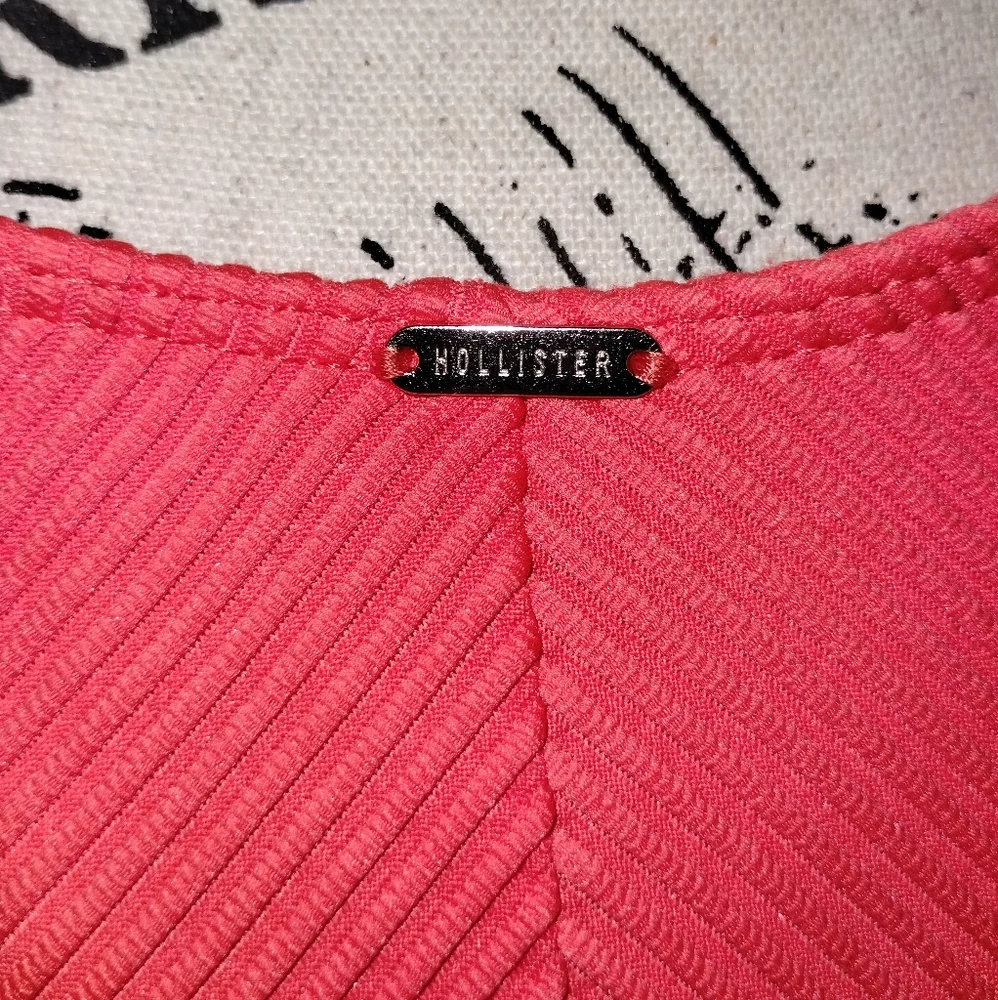 Bikini - Picture 7 of 8